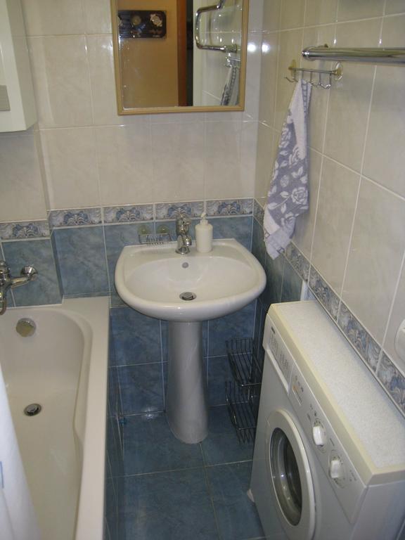 Elephant Hostel Dnipro Eksteriør billede